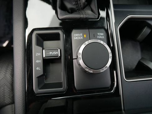 Used 2023 Toyota Tundra Limited w/ Power Package AWD/4WD image 16