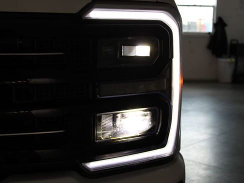 Used 2025 Ford F250 Platinum AWD/4WD image 65