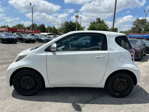 Used 2014 Scion iQ FWD image 9