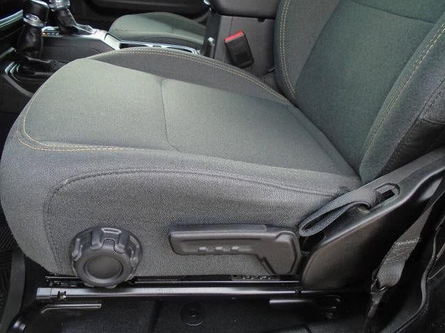 Used 2025 Jeep Wrangler Unlimited Sahara AWD/4WD image 17