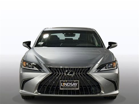 New 2025 Lexus ES 300h w/ Premium Package image 7