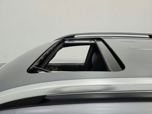 Certified 2024 Mercedes-Benz GLE 350 4MATIC image 22