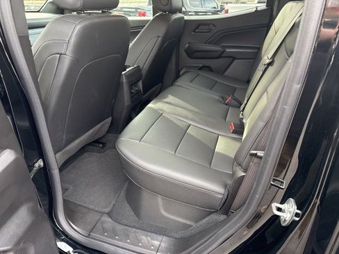 Used 2025 Chevrolet Colorado Trail Boss image 20