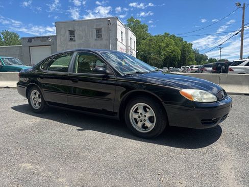 Used 2006 Ford Taurus SE FWD image 7