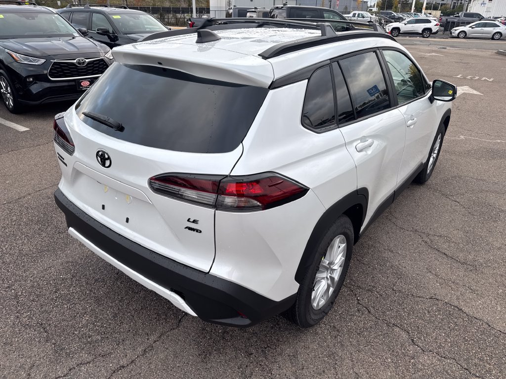 New 2026 Toyota Corolla Cross LE w/ Moonroof Package AWD/4WD image 8