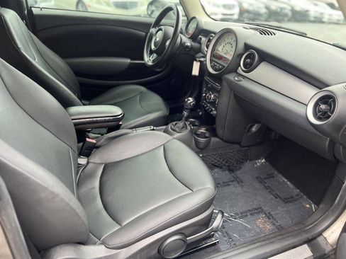 Used 2012 MINI Cooper Hardtop image 8