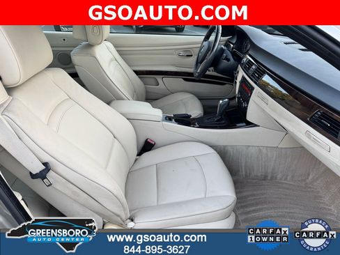 Used 2011 BMW 328i Convertible image 14