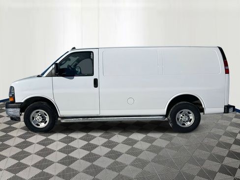 Used 2024 Chevrolet Express 2500 w/ Driver Convenience Package image 2