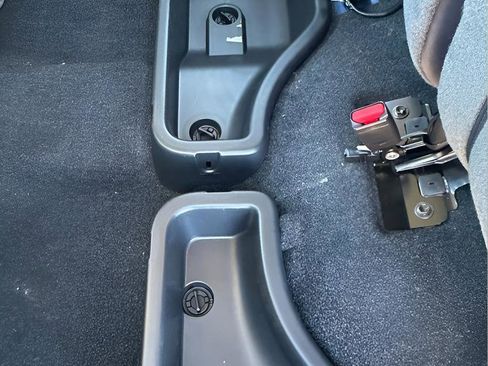 New 2026 Nissan Frontier SV w/ SV Convenience Package image 18