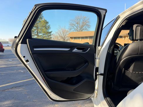 Used 2016 Audi A3 1.8T Premium image 31