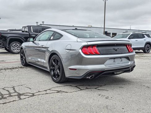 Used 2020 Ford Mustang Coupe w/ Equipment Group 101A RWD image 4