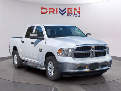 Used 2023 RAM 1500 Classic SLT w/ Trailer & Traction Group image 8