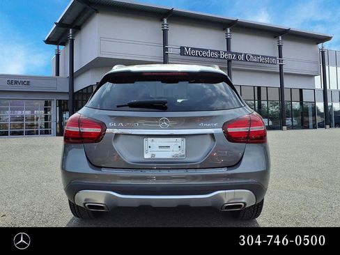 Certified 2020 Mercedes-Benz GLA 250 4MATIC image 4