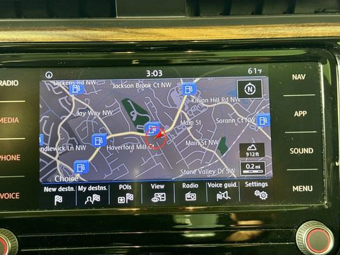 Used 2022 Volkswagen Passat 2.0T image 13