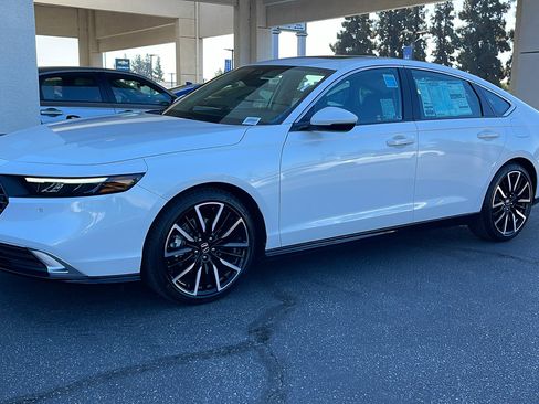 New 2025 Honda Accord Touring image 8