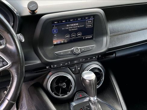 Used 2020 Chevrolet Camaro LT RWD image 16