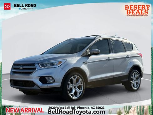 Used 2019 Ford Escape Titanium FWD image 1