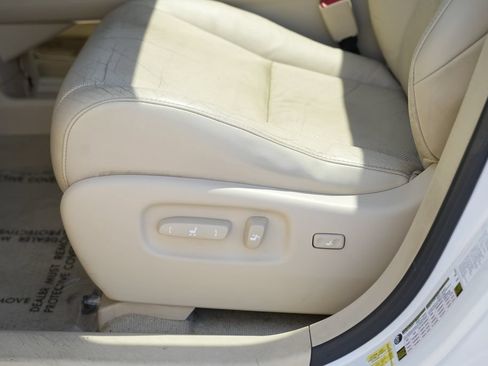 Used 2012 Lexus RX 350 AWD w/ Premium Pkg image 17