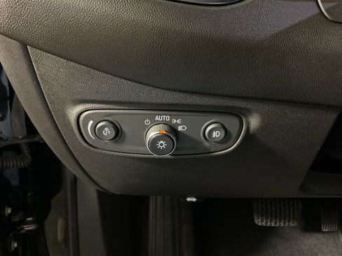 Used 2021 Chevrolet Equinox LT AWD/4WD image 28