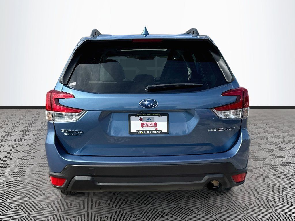 Certified 2023 Subaru Forester Premium AWD/4WD image 32
