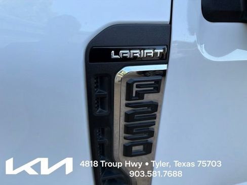 Used 2023 Ford F250 Lariat w/ FX4 Off-Road Package AWD/4WD image 5