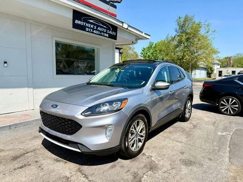 Used 2021 Ford Escape SEL FWD image 2