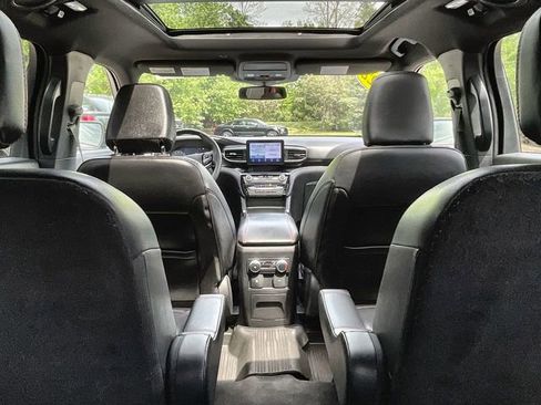 Used 2022 Ford Explorer ST-Line AWD/4WD image 38