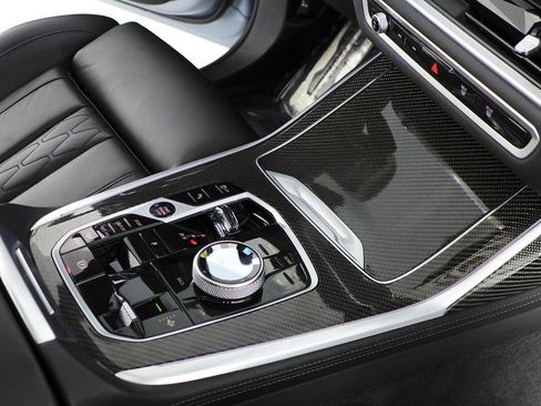 Used 2024 BMW X7 M60i w/ M Sport Professional Package image 15