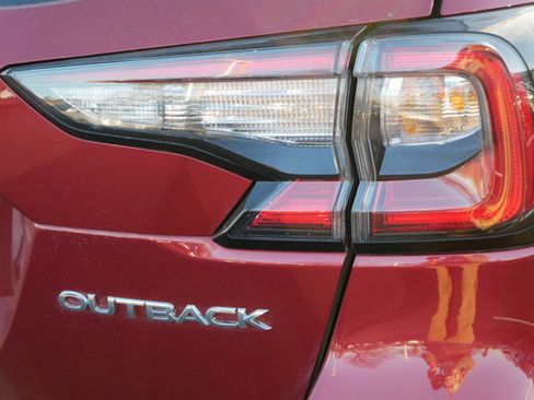 Certified 2025 Subaru Outback Premium image 17
