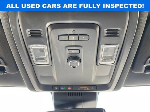 Used 2023 Chevrolet Suburban Z71 AWD/4WD image 19