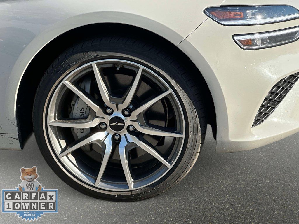 Used 2025 Genesis G70 2.5T AWD/4WD image 8