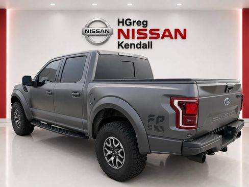 Used 2018 Ford F150 Raptor w/ Equipment Group 802A Luxury AWD/4WD image 2
