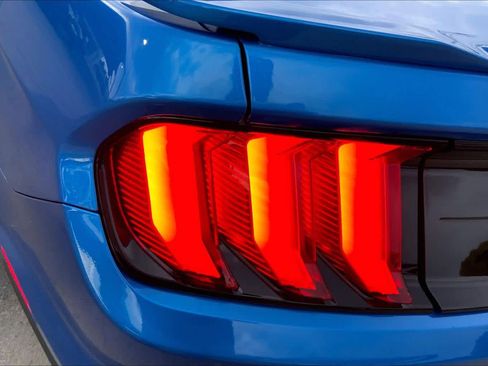 Used 2020 Ford Mustang GT w/ Equipment Group 301A RWD image 28