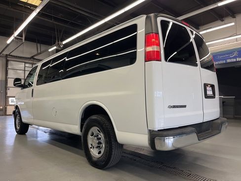Used 2014 Chevrolet Express 3500 LT w/ LT Preferred Equipment Group image 5