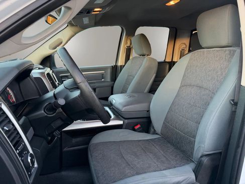 Used 2017 RAM 1500 Classic SLT image 16