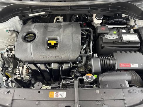 Certified 2021 Kia Soul LX FWD image 19