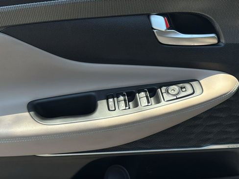 Used 2020 Hyundai Santa Fe SEL FWD image 8