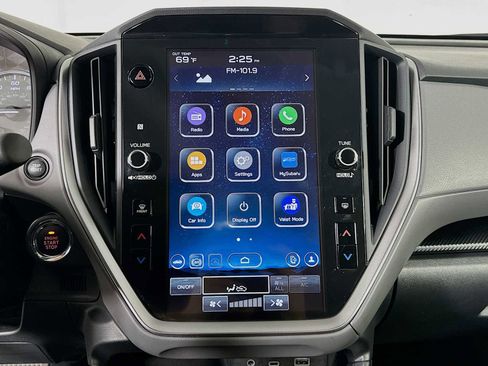 Certified 2024 Subaru Crosstrek 2.0i Premium image 13
