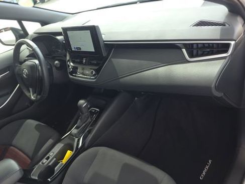 Used 2023 Toyota Corolla SE FWD image 28
