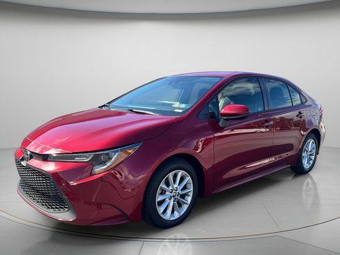 Used 2022 Toyota Corolla LE w/ LE Convenience Package FWD image 3