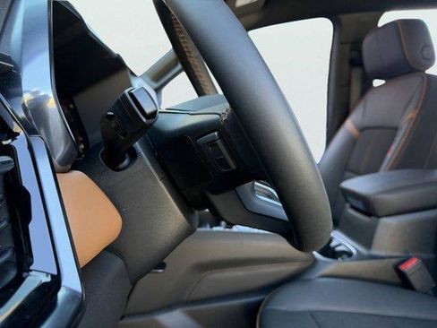 New 2026 GMC Canyon AT4 image 27