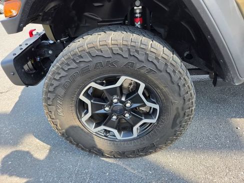 Used 2020 Jeep Gladiator Rubicon AWD/4WD image 28