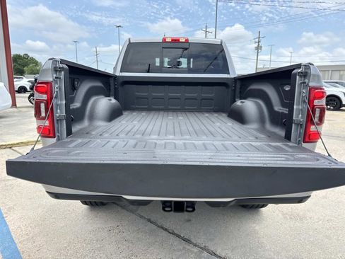 Used 2024 RAM 2500 Laramie AWD/4WD image 8