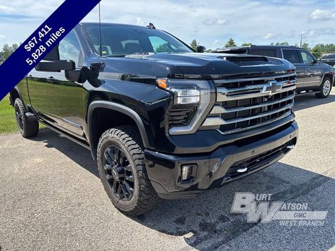 Used 2025 Chevrolet Silverado 2500 High Country w/ Midnight Edition AWD/4WD image 12