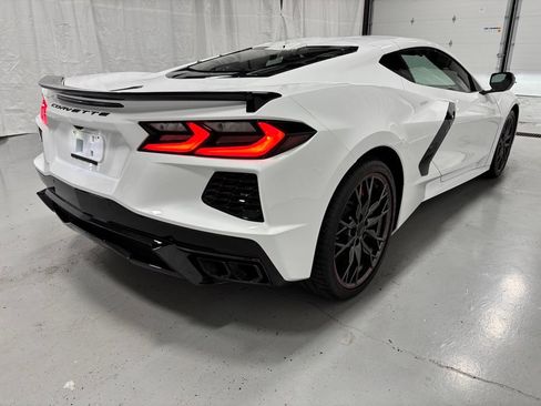 Used 2024 Chevrolet Corvette Stingray Preferred Cpe w/ Z51 Performance Package RWD image 14