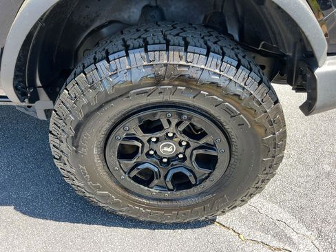 Used 2022 Ford Bronco Wildtrak AWD/4WD image 15