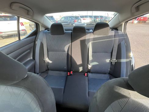 Used 2025 Nissan Versa SV FWD image 36
