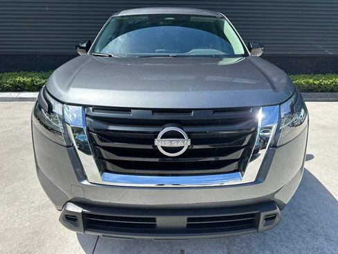 Used 2023 Nissan Pathfinder S AWD/4WD image 8