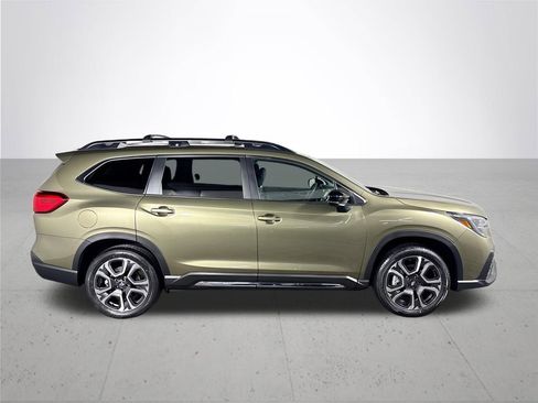 New 2026 Subaru Ascent Limited image 5