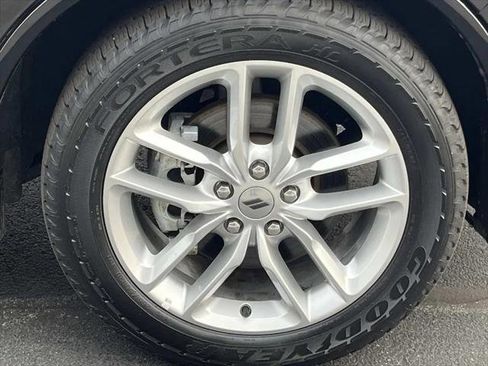 Certified 2024 Dodge Durango R/T image 9